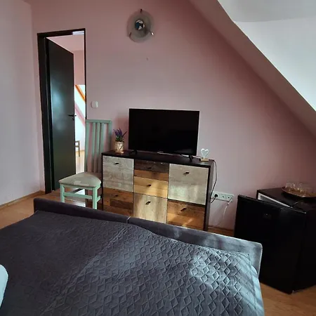 Gutenberg Guest house Balatonalmadi
